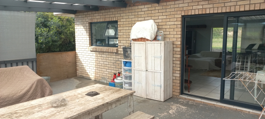 2 Bedroom Property for Sale in Fraaiuitsig Western Cape